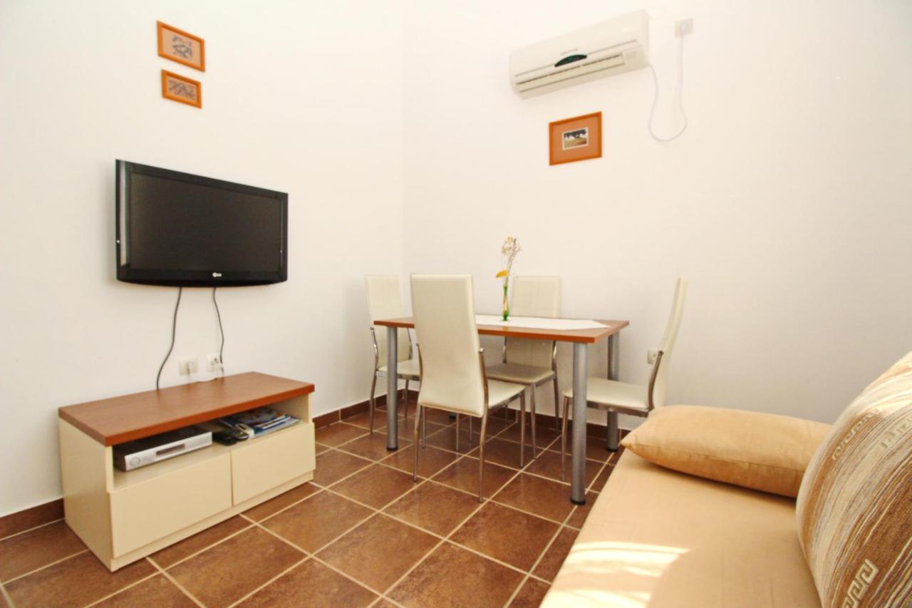 Apartments With A Parking Space Baska, Krk - 18789 Εξωτερικό φωτογραφία